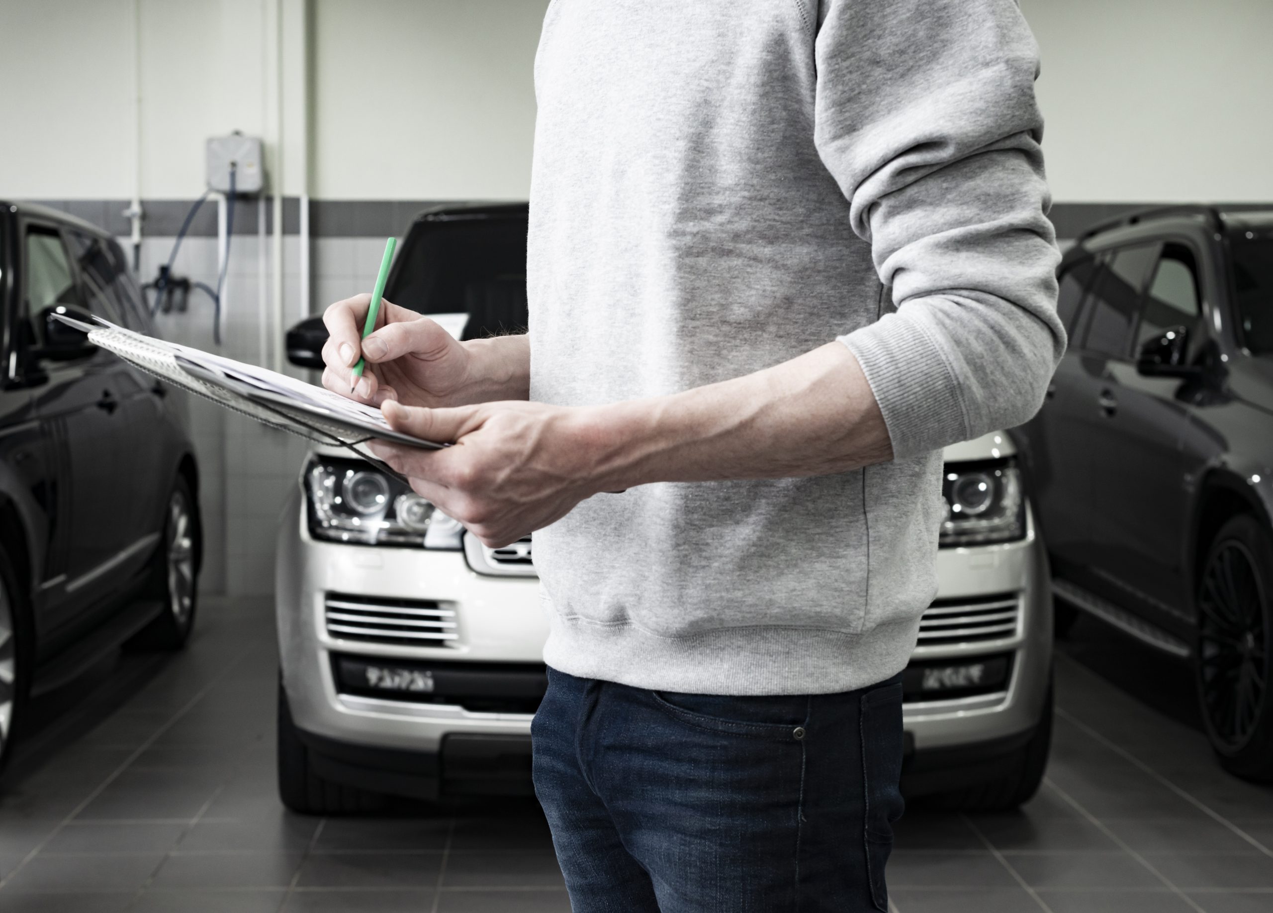 Révision voiture pas chère nos conseils pour une bonne affaire Blue oil france